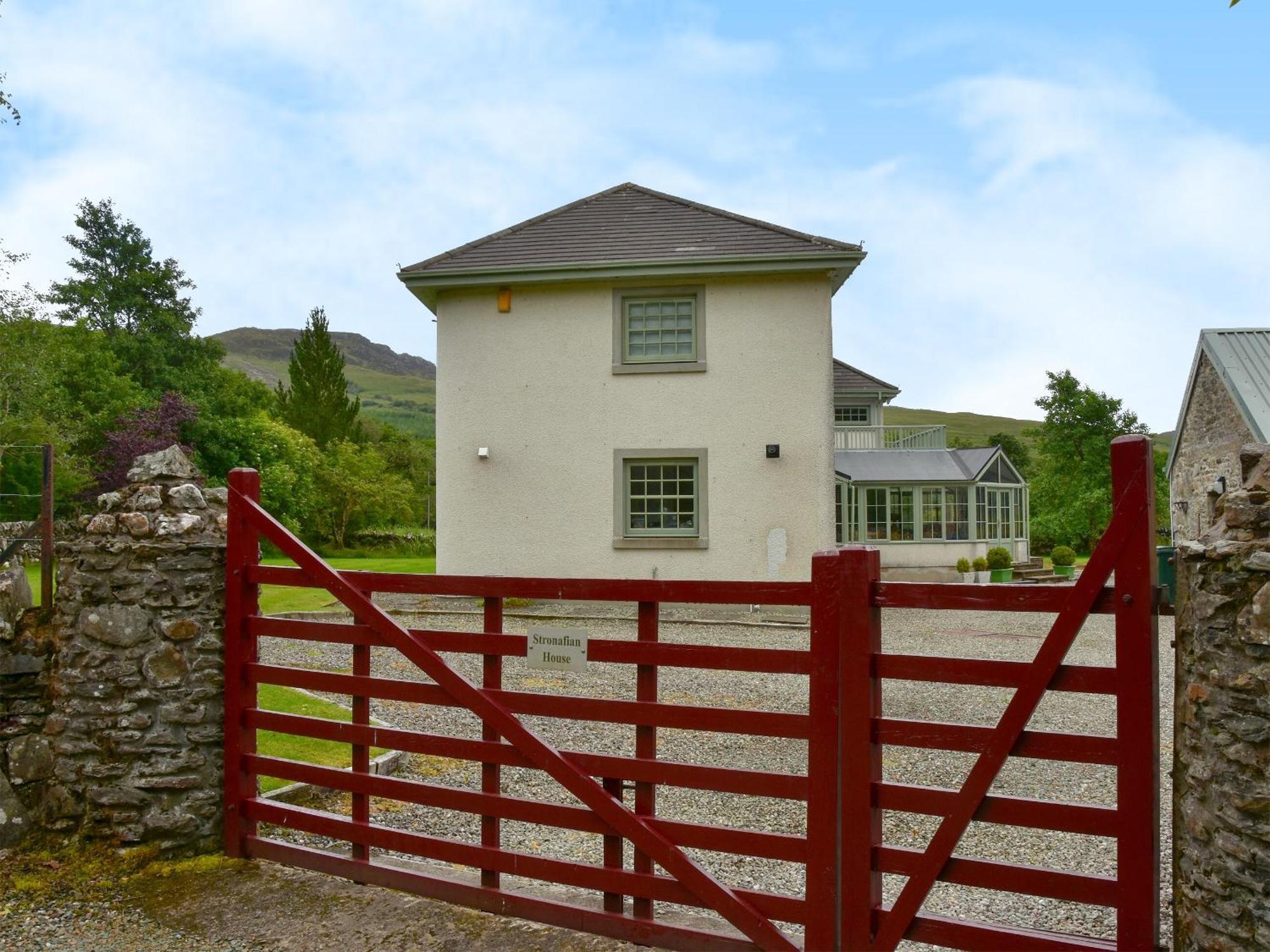 Stronafian House Villa Feorlean Екстериор снимка